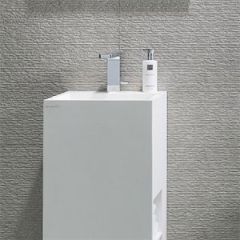 Porcelanosa Rodano Lineal Acero tiles